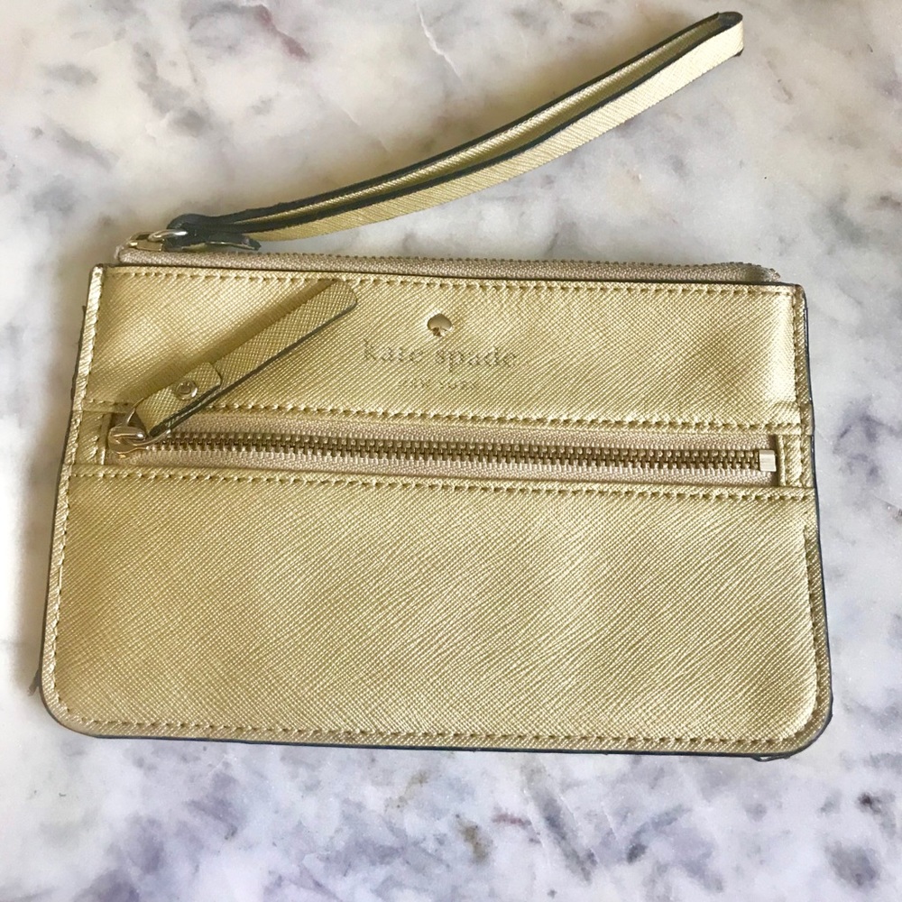 Kate Spade New York Cedar Street Wristlet